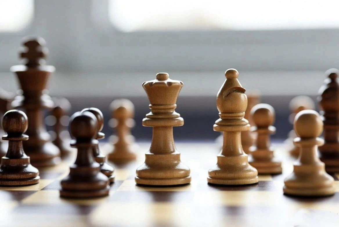 Trap 5 – The Queen and Bishop Battery Attack